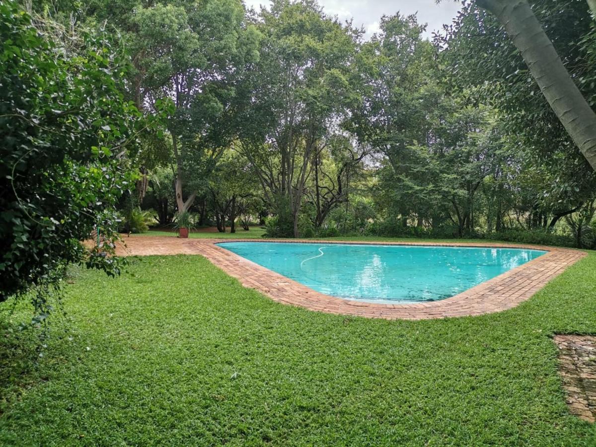 Karee Laagte Leeuwfontein